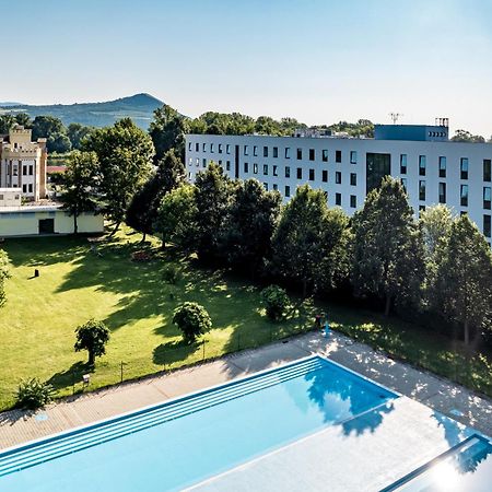 Hotel Active Stadium Lovosice Esterno foto
